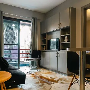 Port Dela Vilete , São Paulo Brasil